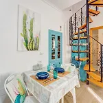 Charming Duplex Casa vacanze *